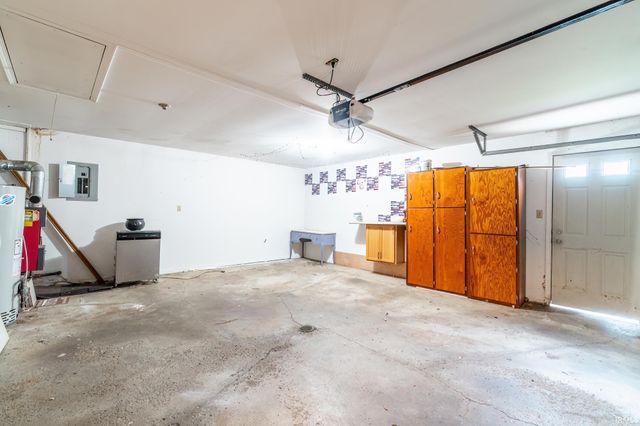 5502 Vance Avenue, Fort Wayne, IN 46815