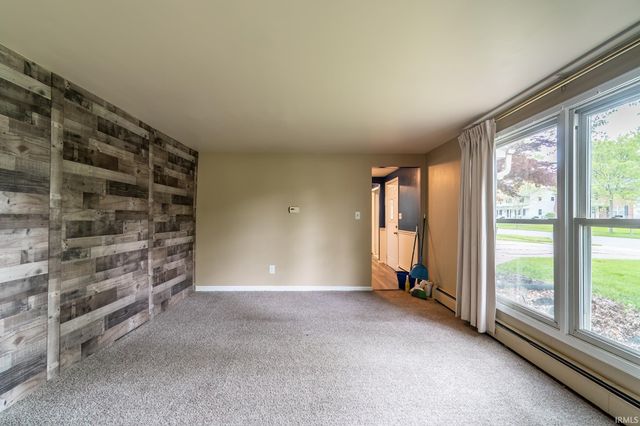 5502 Vance Avenue, Fort Wayne, IN 46815