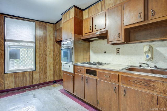 4807 Fort Hamilton Parkway, Brooklyn, NY 11219