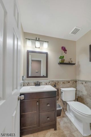 7 Meadow View Lane Ondo, Berkeley Heights Twp., NJ 07922