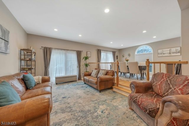 7 Meadow View Lane Ondo, Berkeley Heights Twp., NJ 07922