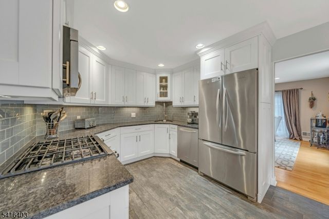 7 Meadow View Lane Ondo, Berkeley Heights Twp., NJ 07922