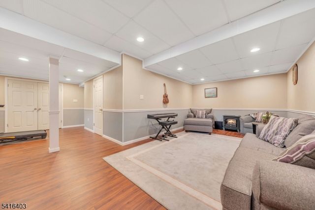 7 Meadow View Lane Ondo, Berkeley Heights Twp., NJ 07922