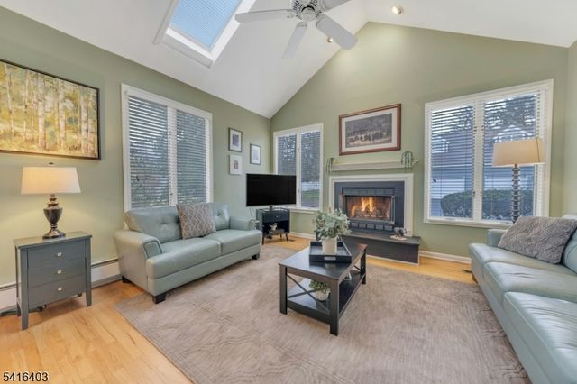 7 Meadow View Lane Ondo, Berkeley Heights Twp., NJ 07922