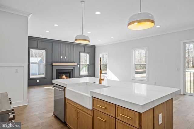 9435 SIGNATURE WAY, Fredericksburg, VA 22407