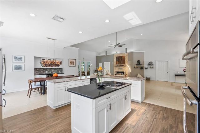 5730 Golden Gate PKWY, Naples, FL 34116