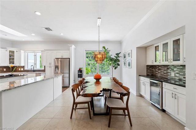 5730 Golden Gate PKWY, Naples, FL 34116