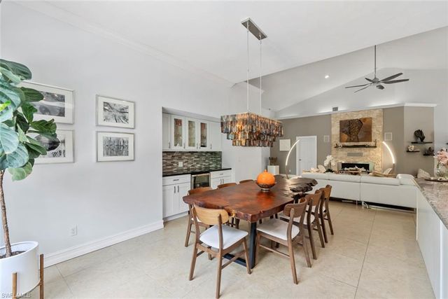 5730 Golden Gate PKWY, Naples, FL 34116