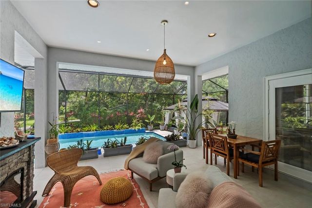 5730 Golden Gate PKWY, Naples, FL 34116