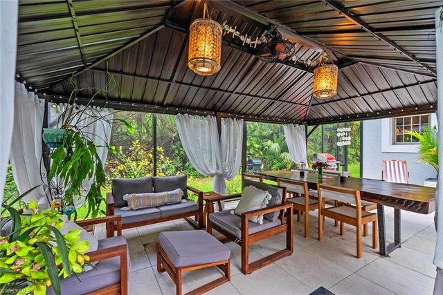 5730 Golden Gate PKWY, Naples, FL 34116