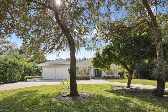 5730 Golden Gate PKWY, Naples, FL 34116