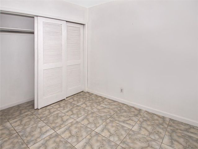 2361 NE 10th St 3, Pompano Beach, FL 33062