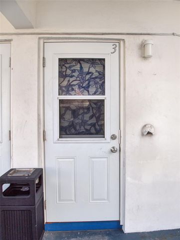 2361 NE 10th St 3, Pompano Beach, FL 33062