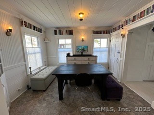 624 Vineyard Point Road, Guilford, CT 06437