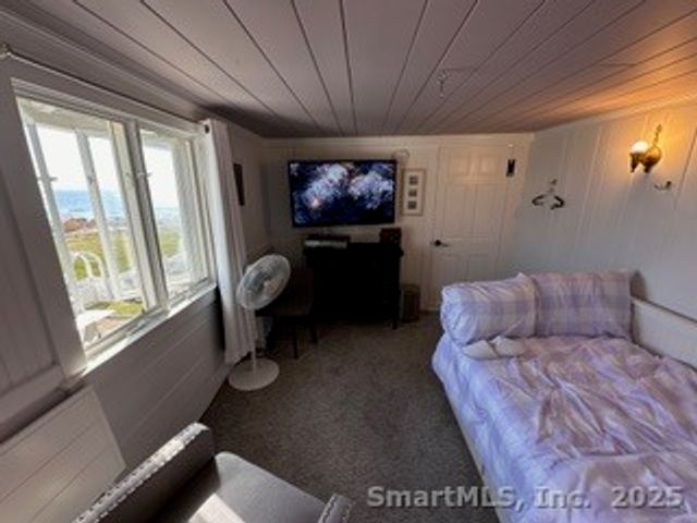 624 Vineyard Point Road, Guilford, CT 06437