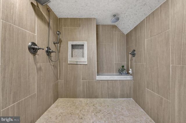 40 ANGEL KISS LN, Castleton, VA 22716