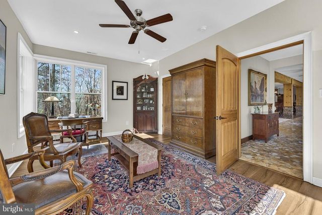 40 ANGEL KISS LN, Castleton, VA 22716