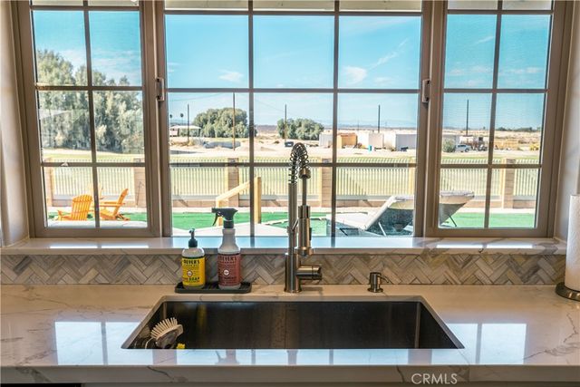 4694 Saddlehorn, 29 Palms, CA 92277