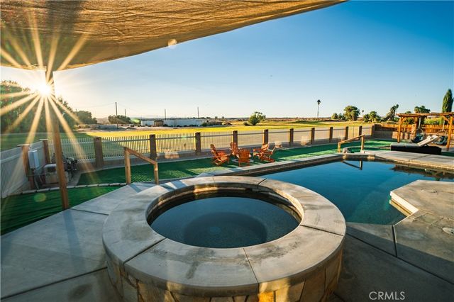 4694 Saddlehorn, 29 Palms, CA 92277