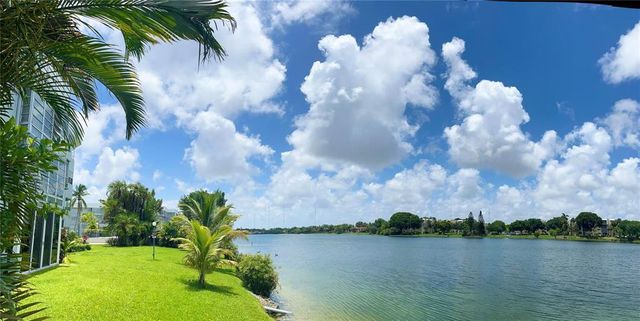 879 NE 195th Street Apt 227, Miami, FL 33179