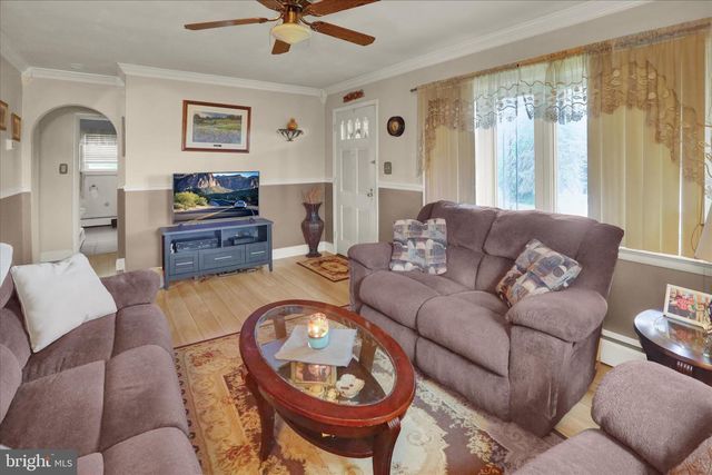 430 SUMMIT AVE, Reading, PA 19607