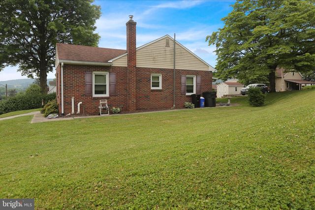 430 SUMMIT AVE, Reading, PA 19607