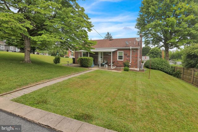 430 SUMMIT AVE, Reading, PA 19607