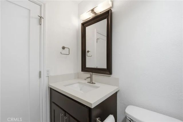 14115 Moorpark, Sherman Oaks, CA 91423