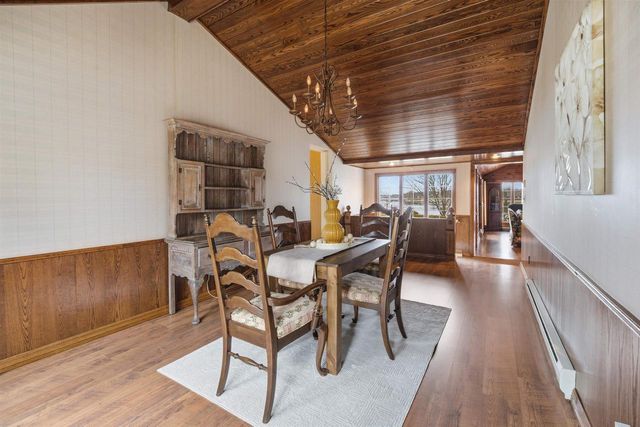 1710 LAKESHORE DRIVE, Menasha, WI 54952