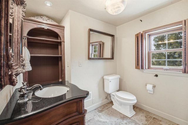 1710 LAKESHORE DRIVE, Menasha, WI 54952