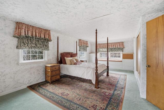 1710 LAKESHORE DRIVE, Menasha, WI 54952