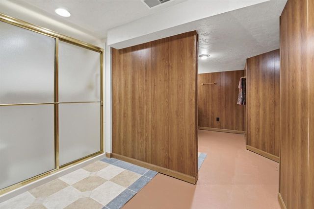 1710 LAKESHORE DRIVE, Menasha, WI 54952