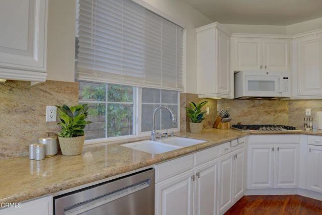 1734 S Hill Road, Ventura, CA 93003