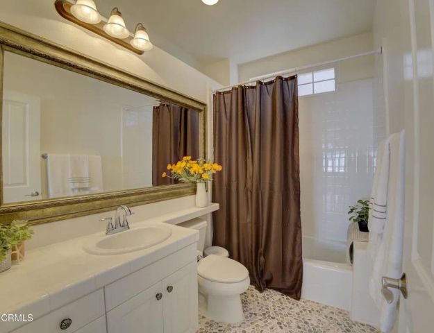 1734 S Hill Road, Ventura, CA 93003