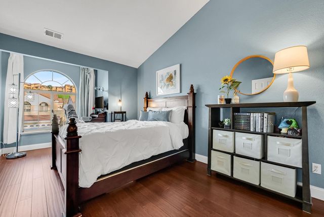 2020 Canyon Lakes Dr, San Ramon, CA 94582