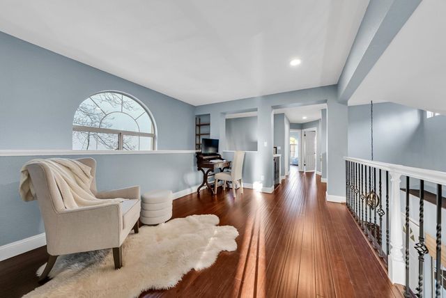 2020 Canyon Lakes Dr, San Ramon, CA 94582