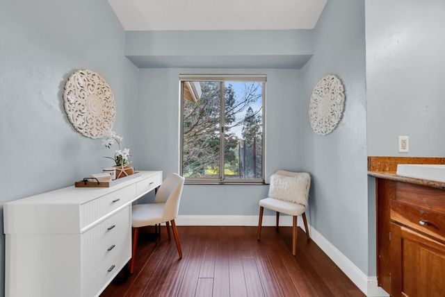 2020 Canyon Lakes Dr, San Ramon, CA 94582