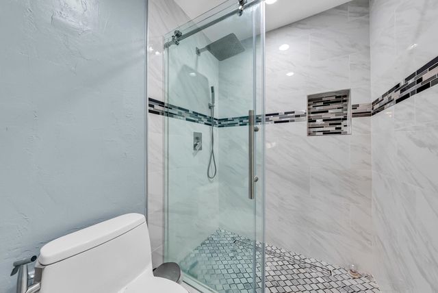 2020 Canyon Lakes Dr, San Ramon, CA 94582