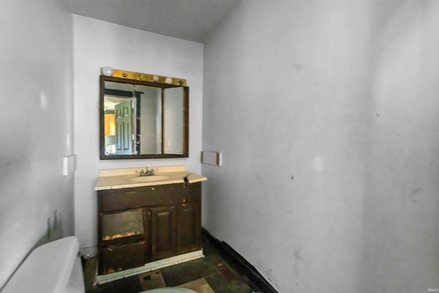 1622 S Market Street, Kokomo, IN 46902