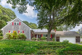 27 Moody Drive, Sandwich, MA 02563