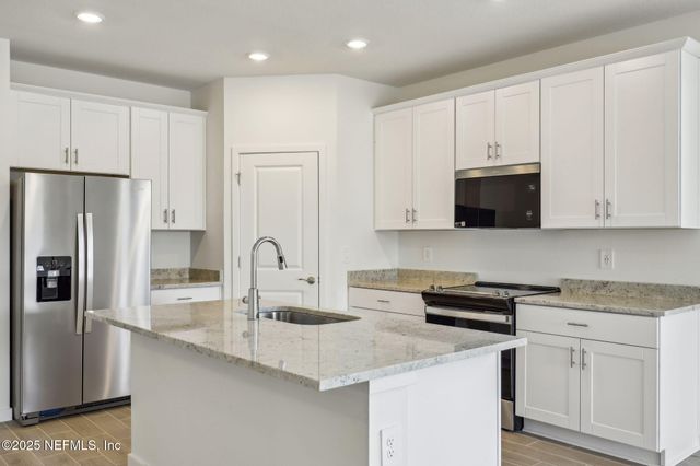 25 ARARAT Drive, Palm Coast, FL 32137