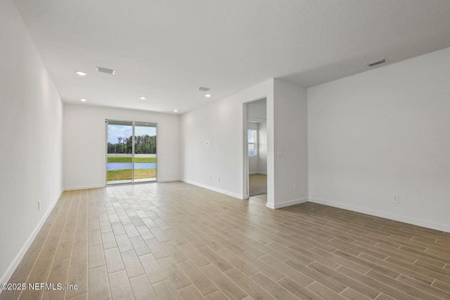 25 ARARAT Drive, Palm Coast, FL 32137