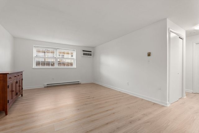 881 Main St 5, Walpole, MA 02081