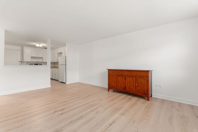 881 Main St 5, Walpole, MA 02081