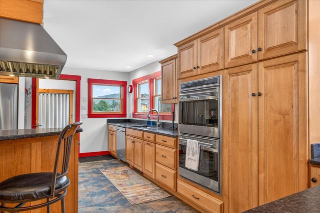 2721 Vermont Route 155, Mount Holly, VT 05758