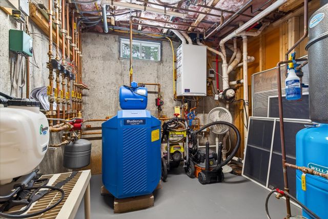 2721 Vermont Route 155, Mount Holly, VT 05758