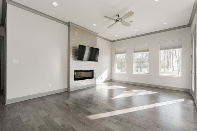 498 County Road 1952, Yantis, TX 75497