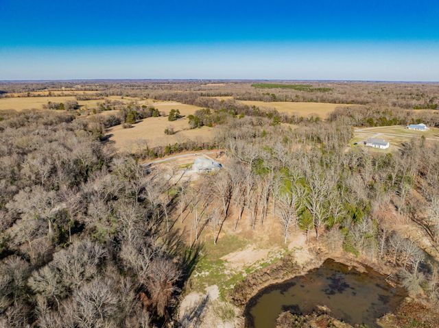 498 County Road 1952, Yantis, TX 75497