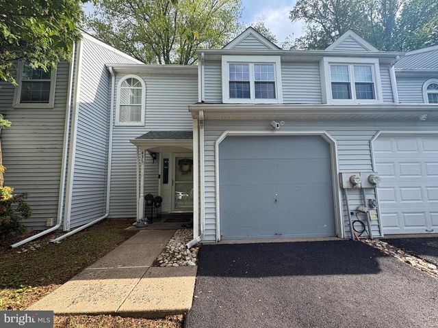 436 WHITTIER DR, Feasterville Trevose, PA 19053