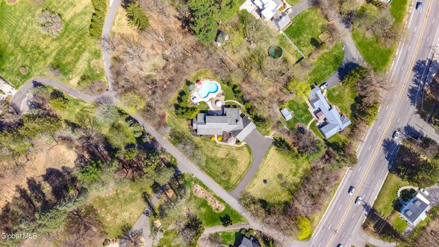 102 Woods Lane, Colonie, NY 12204